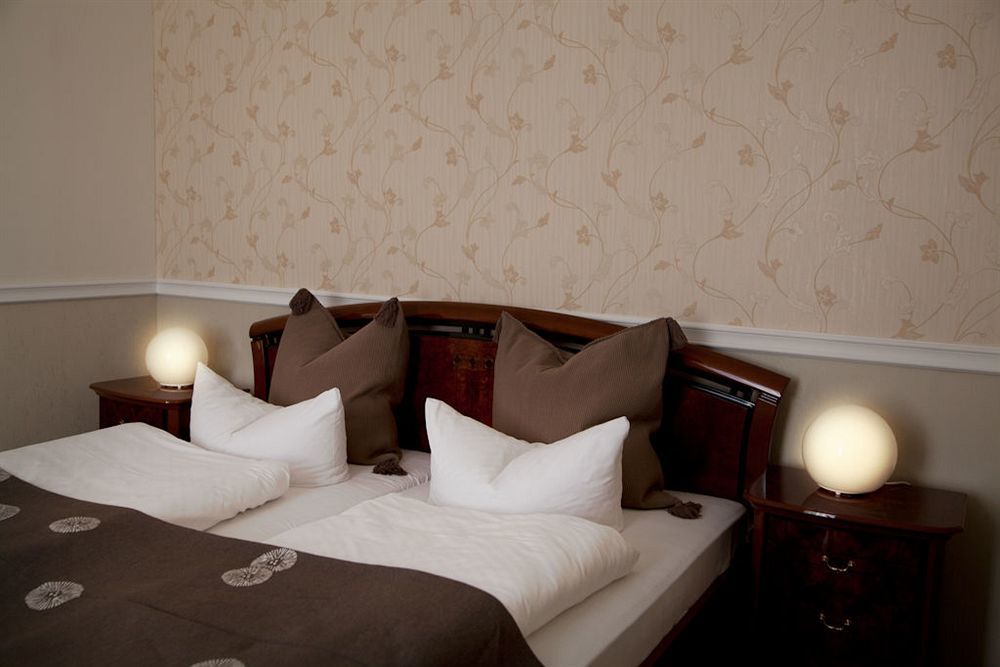 Hotel שטראלסונד מראה חיצוני תמונה