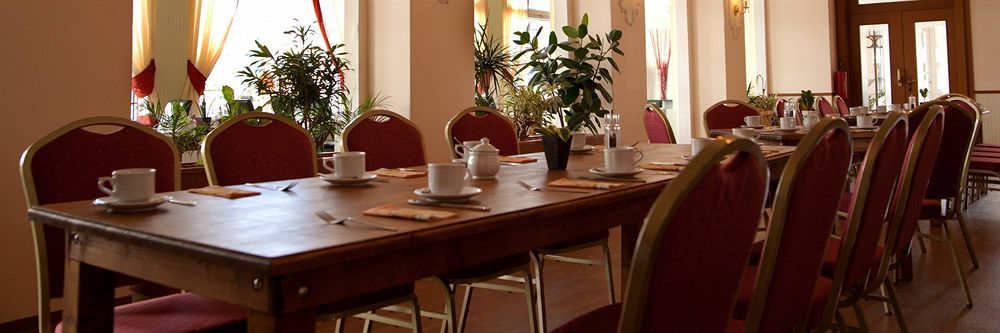Hotel שטראלסונד מראה חיצוני תמונה